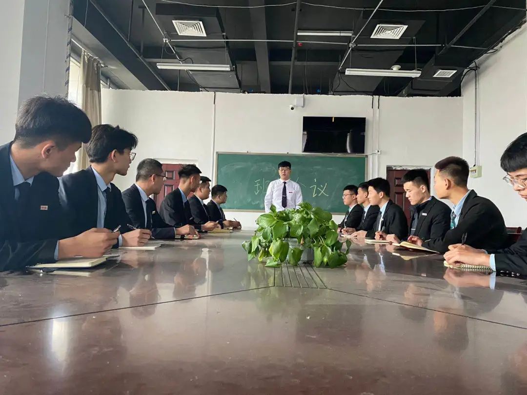 八維教育培訓(xùn)學(xué)校互聯(lián)網(wǎng)IT技能培訓(xùn)