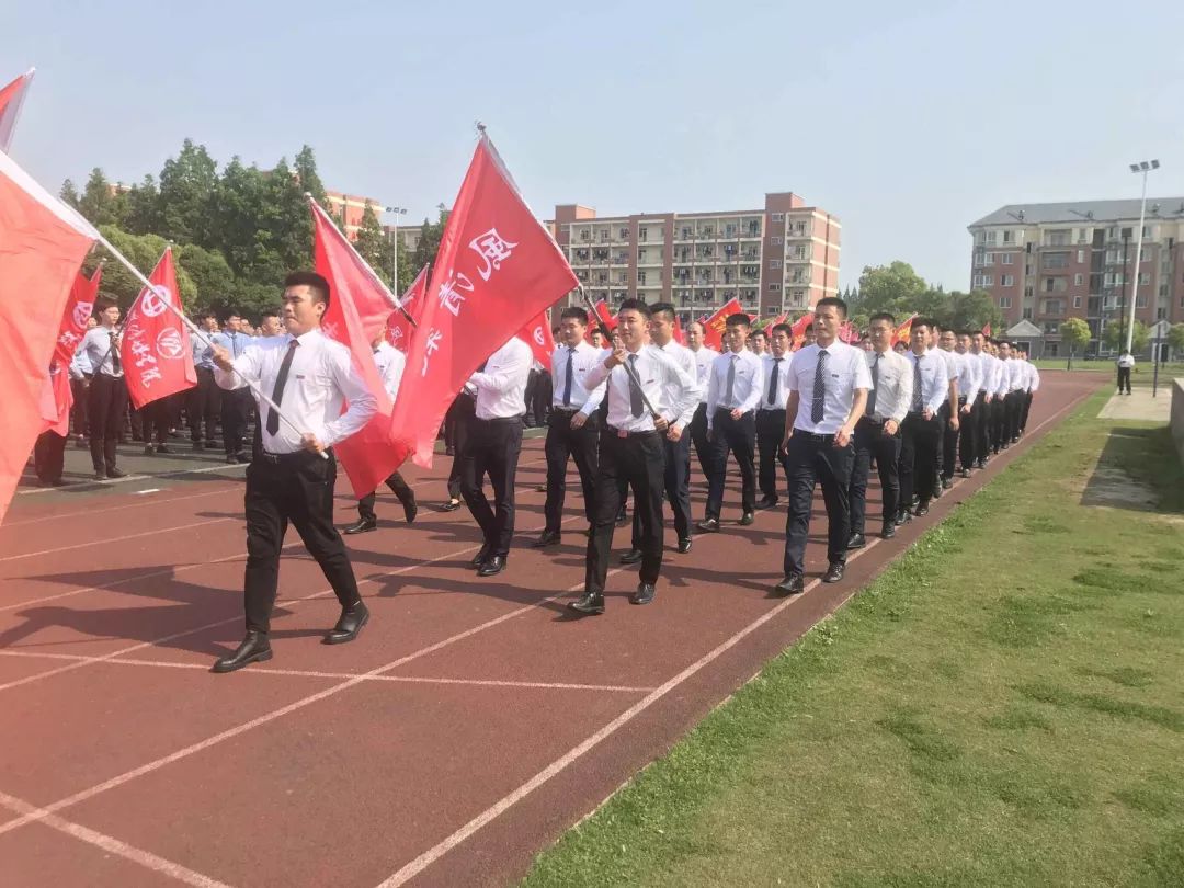 北京八維集團(tuán)借職業(yè)教育黃金期打造復(fù)合型技能人才