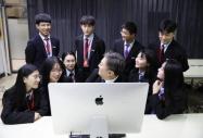 當(dāng)高中生踏入八維教育的校園