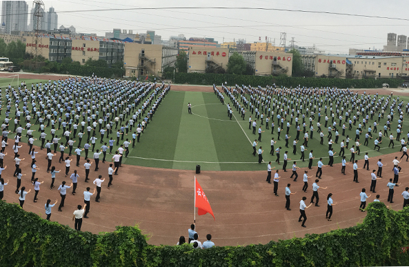 八維教育各專業(yè)早操